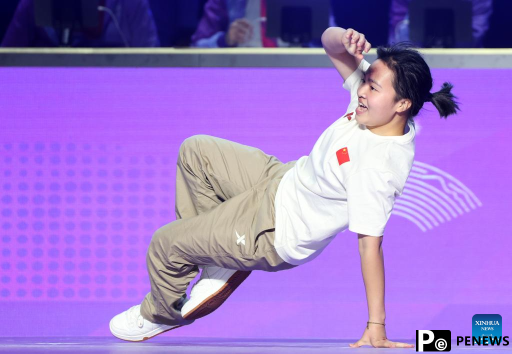 Pic story: French coach leads Chinese breakdancers to Olympic stage