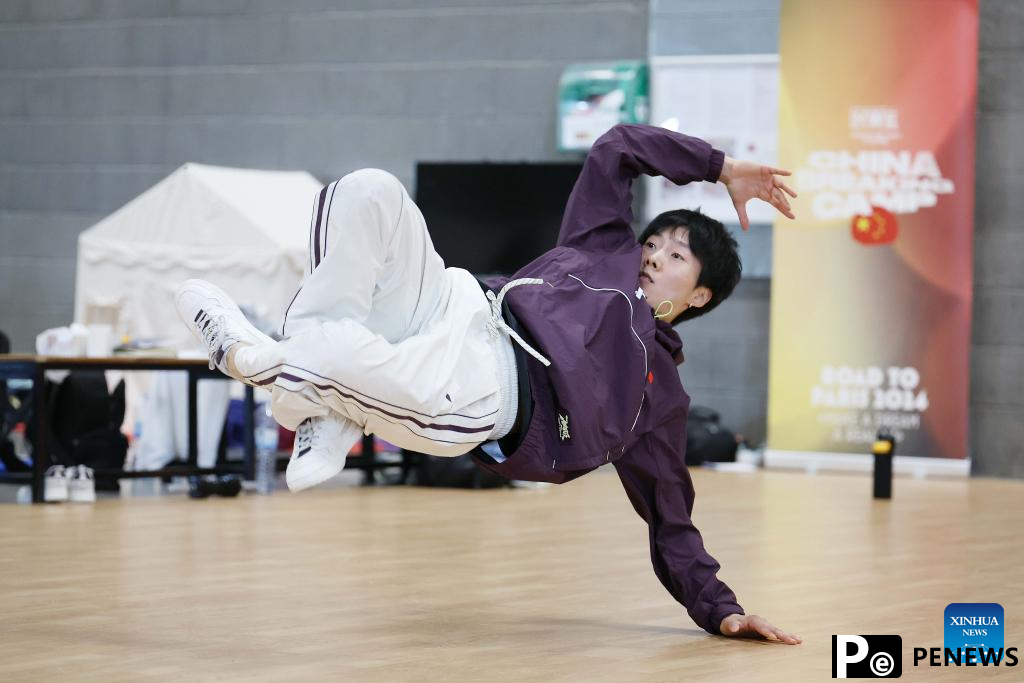 Pic story: French coach leads Chinese breakdancers to Olympic stage