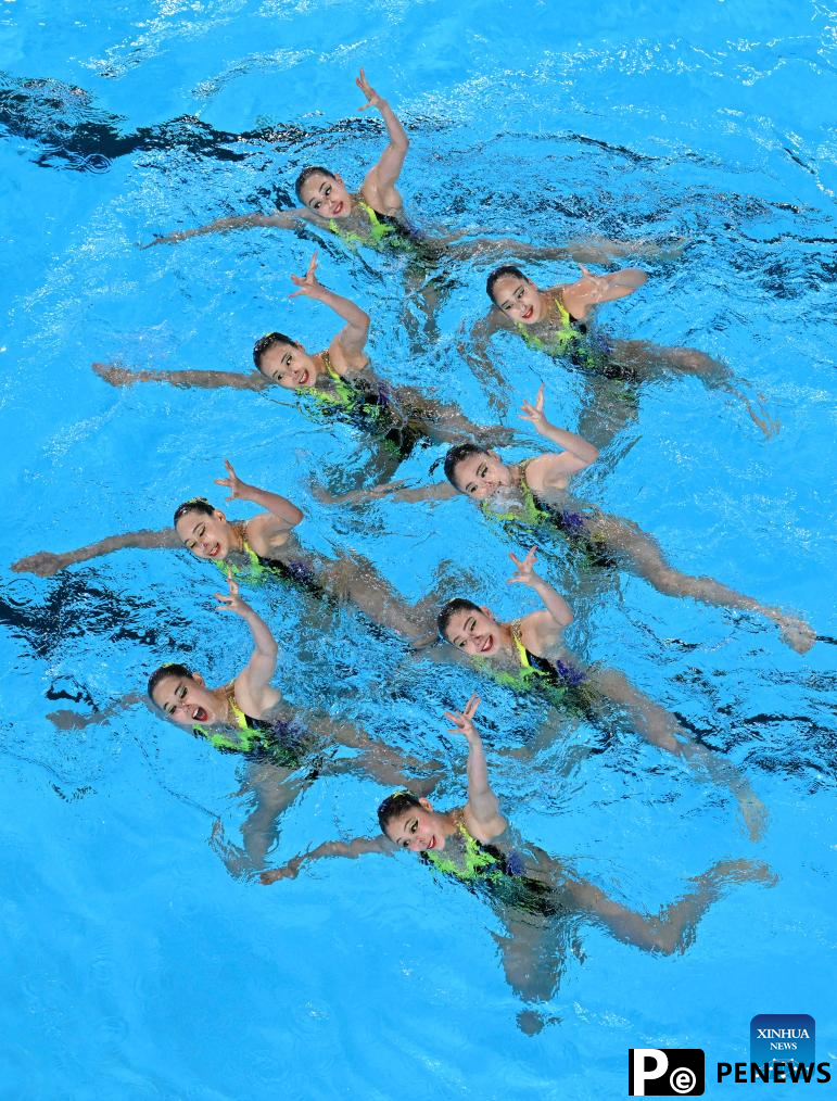 China leads team acrobatic as artistic swimming starts