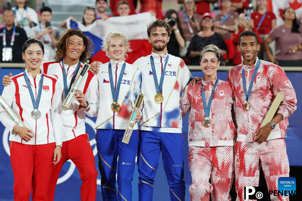 Tennis: China narrowly miss mixed doubles gold, Alcaraz, Djokovic set for final