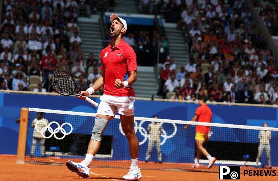 Day 9: Chinese swimmers surge up, Djokovic completes trophy collection