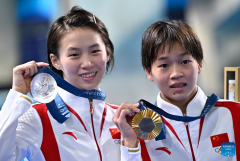 China's Quan retains women's 10m platform title at Paris Games