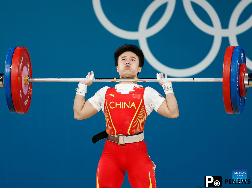 Chinese weightlifters Hou, Li retain gold at Paris 2024