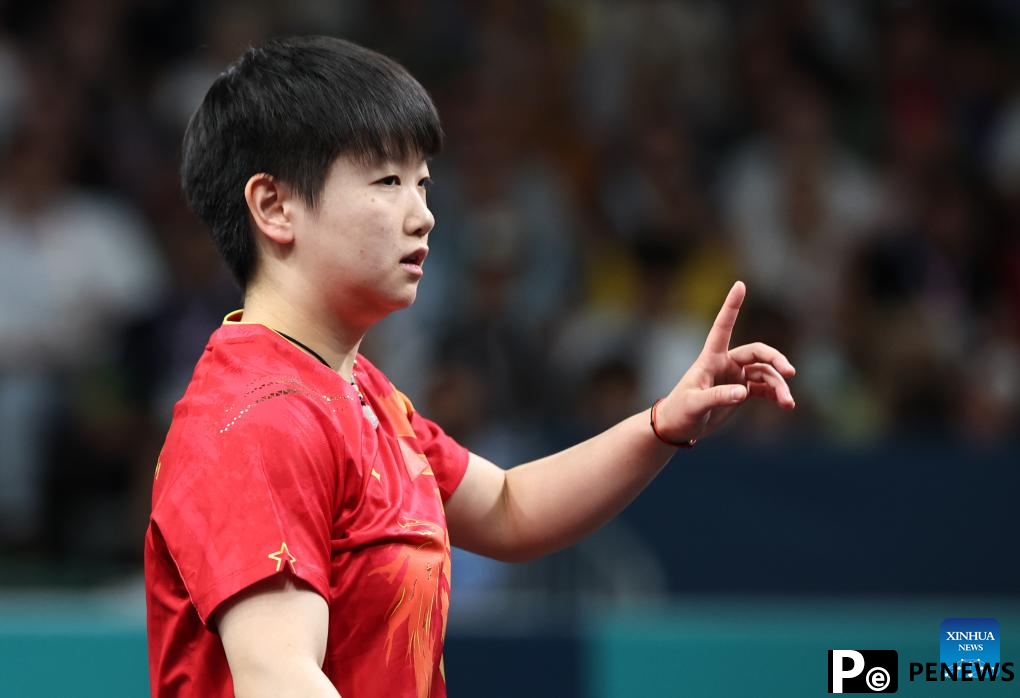 Chinese paddlers move into men