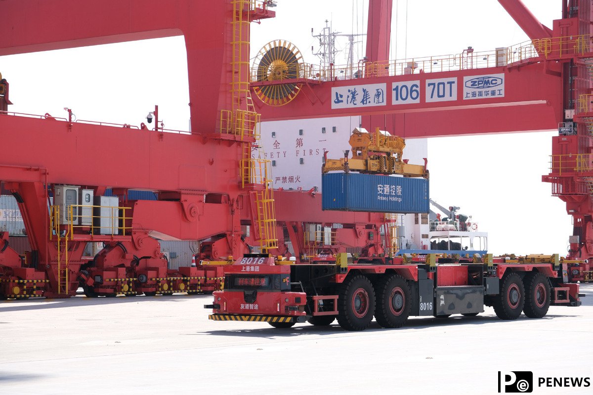 Renovation of Shanghai port advances