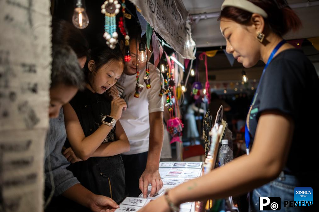 Tourism booms in Shennongjia Forest District, C China