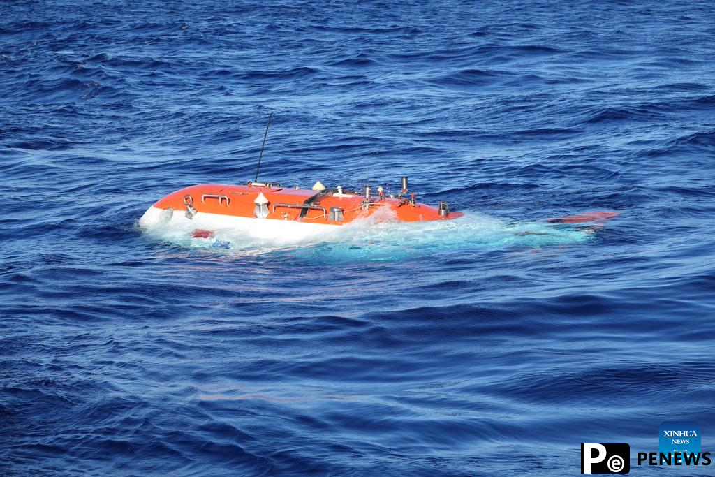 sea submersible completes 300th dive