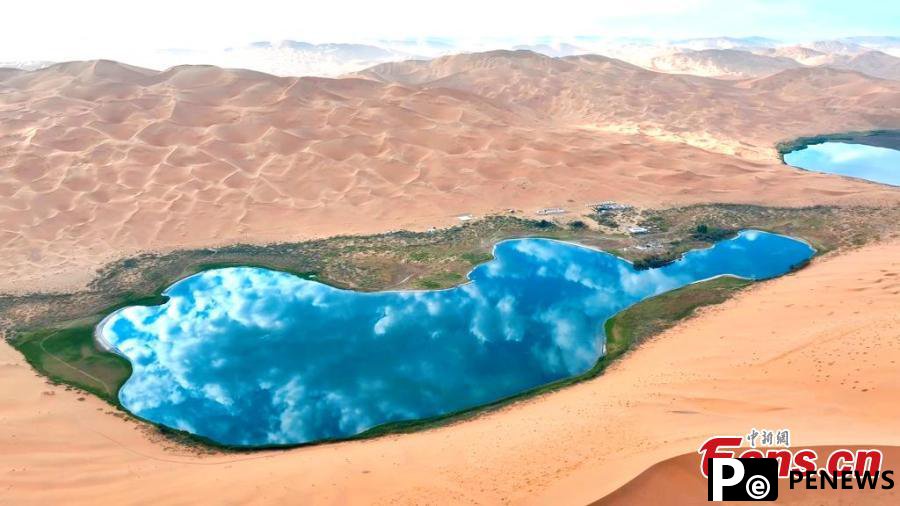 Scenery of Badain Jaran Desert in Inner Mongolia