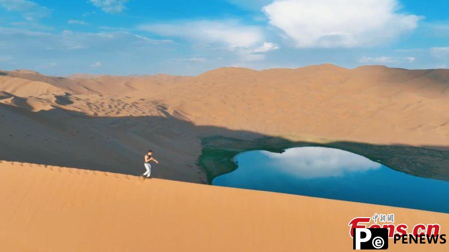 Scenery of Badain Jaran Desert in Inner Mongolia
