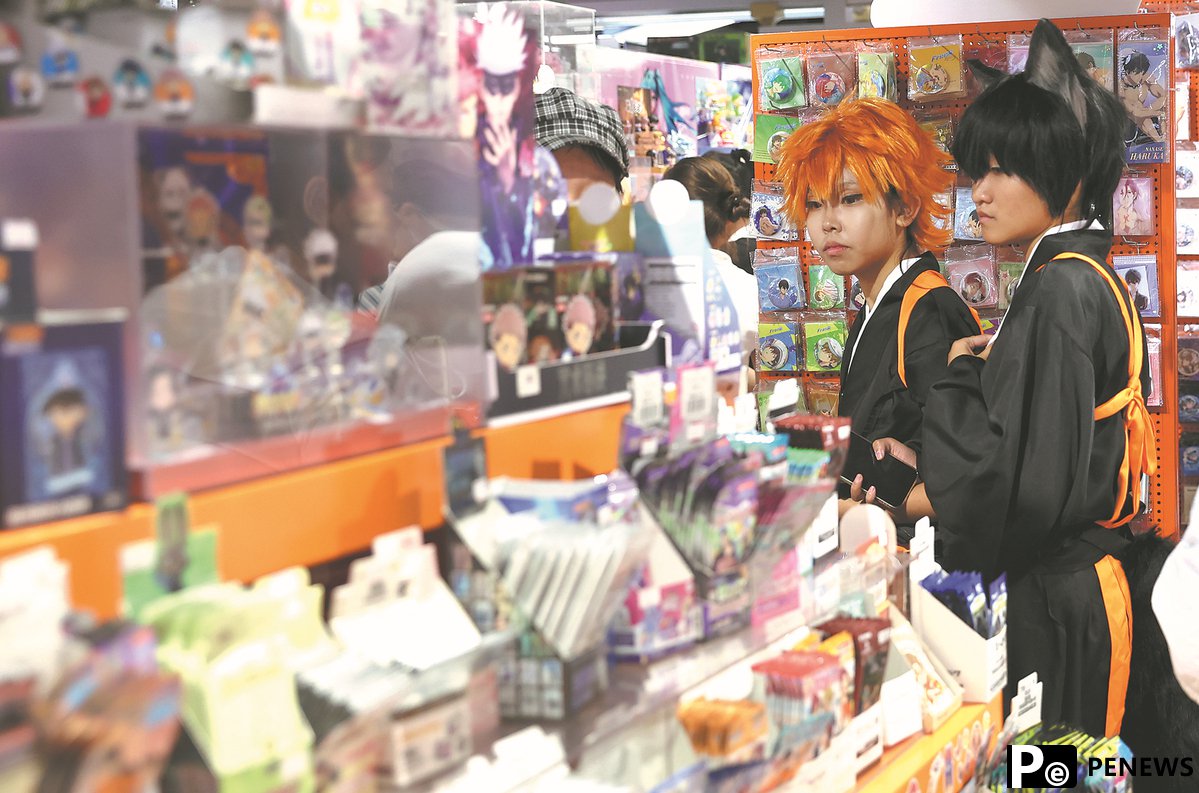Anime shopping phenomenon injects life, color into malls
