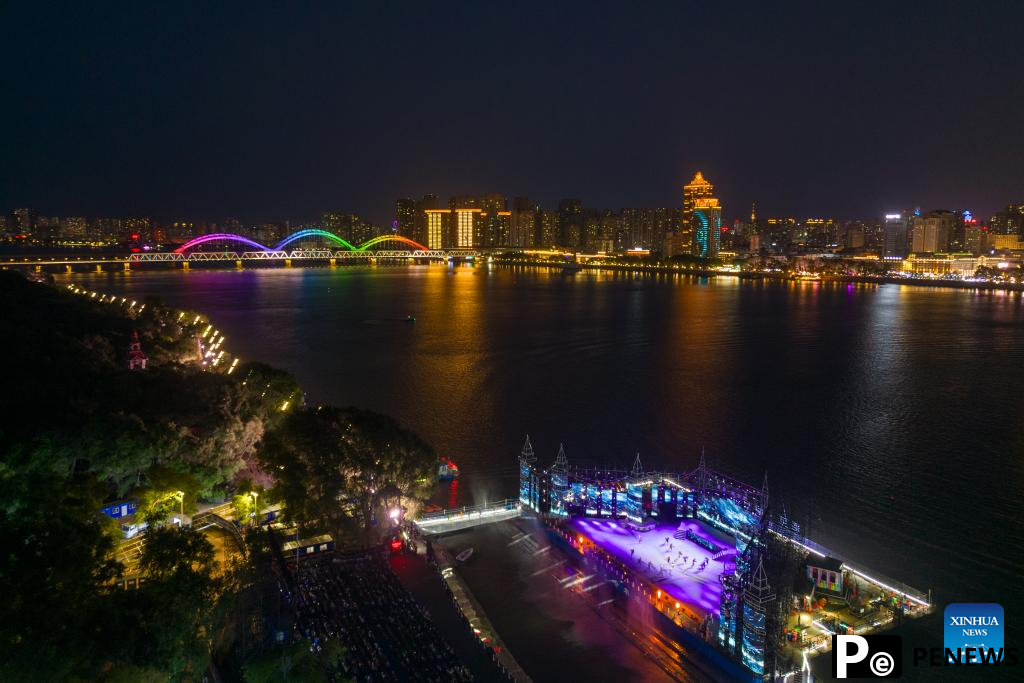 "Ice City" Harbin remains attractive to tourists throughout year