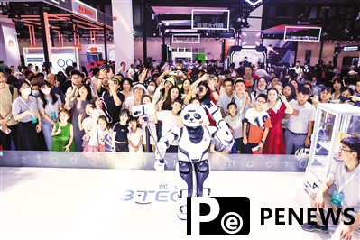 Town vigorously promotes development of humanoid robot industry