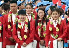 Chinese Olympic champions arrive in Hong Kong for 3