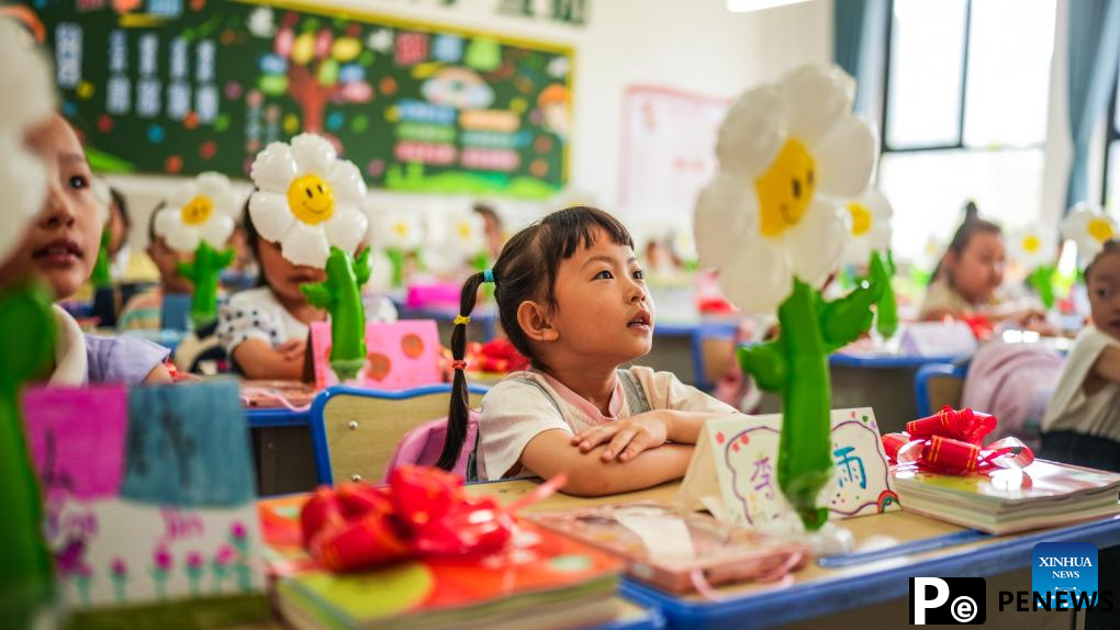 Schools across China host activities to mark start of new semester