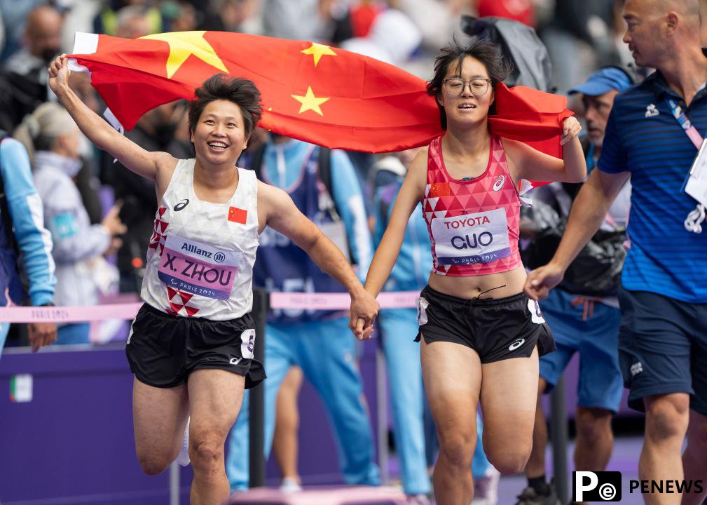 Day 2: Multiple records shattered, China adds 8 golds