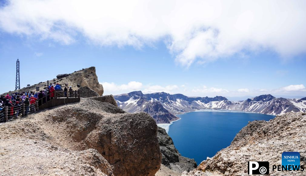 Northeast China attractions turn cool resources into summer tourism gold