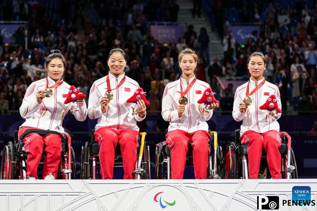 Highlights of wheelchair fencing events at Paralympics