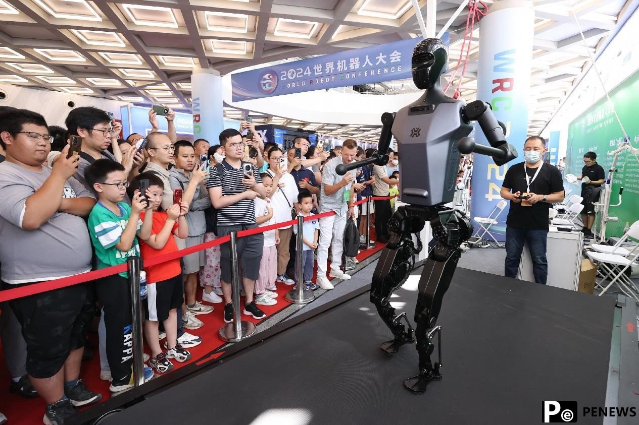 Chinese robot industry strides toward high