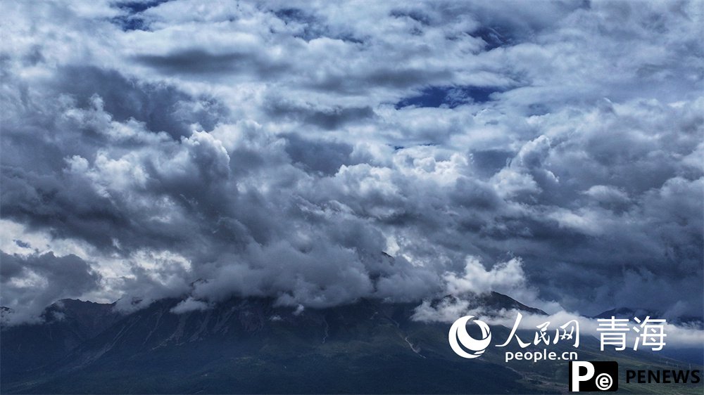 Autumn scenery of Qilian Mountains in NW China