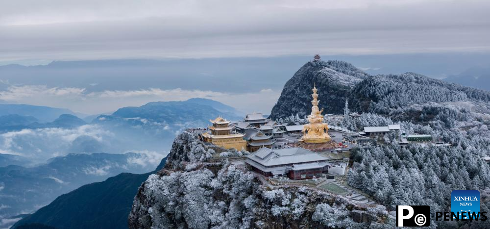 Snow scenery of Mount Emei in Sichuan, SW China
