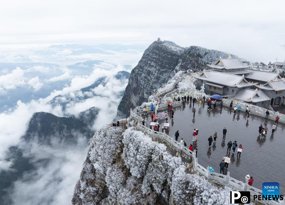 Snow scenery of Mount Emei in Sichuan, SW China