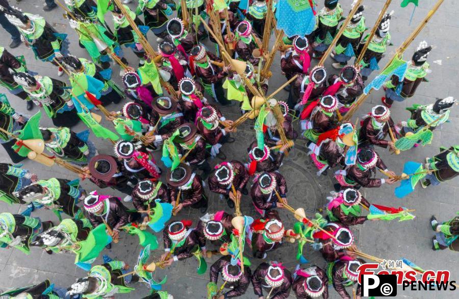 Miao people celebrate Guzang Festival in Guizhou