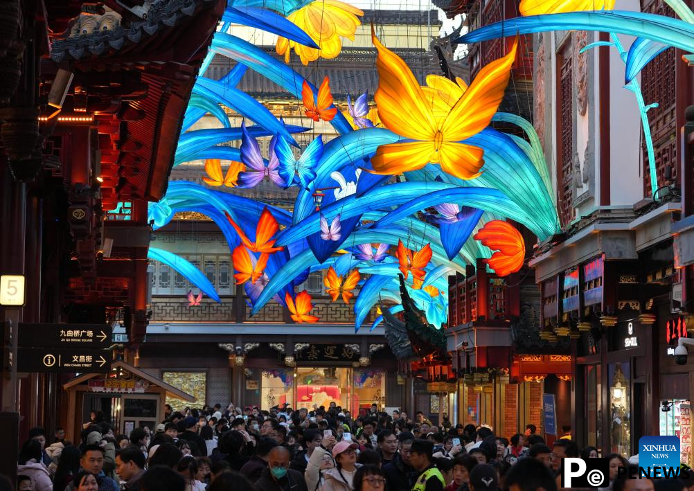 Yuyuan Garden Lantern Festival opens in Shanghai