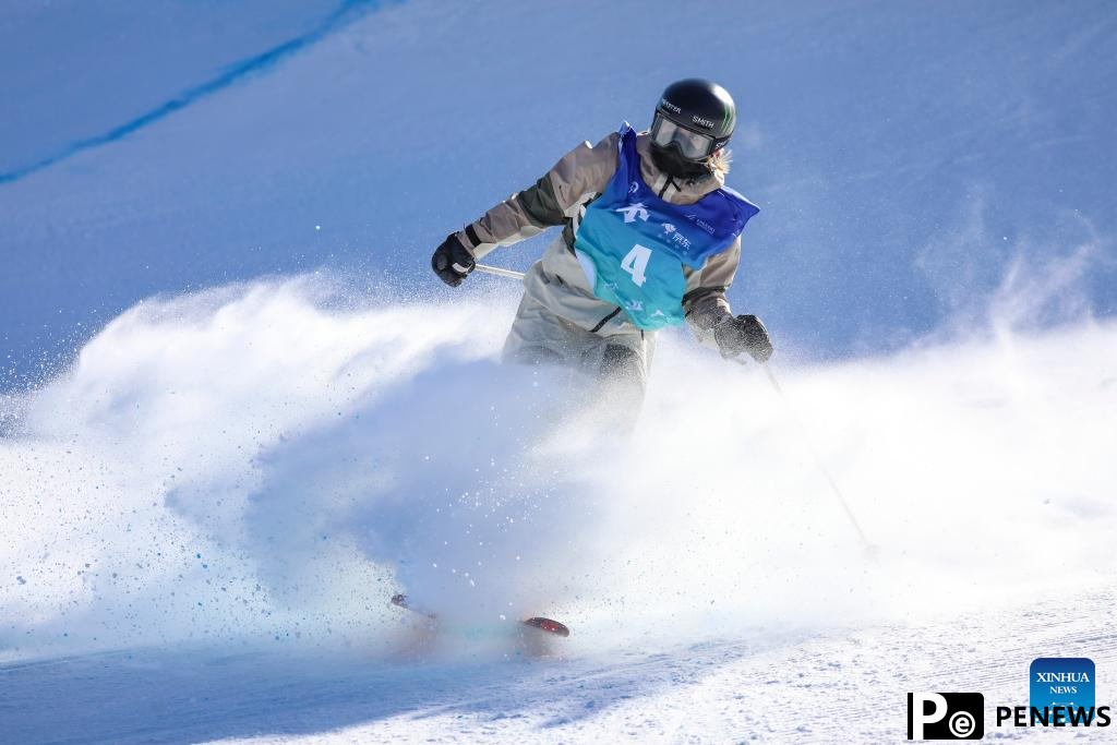 Gu Ailing, Li Fanghui dominate FIS Freeski Halfpipe World Cup at Genting Snow Park
