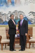 Chinese FM calls on China, India to foster cooperation, not division