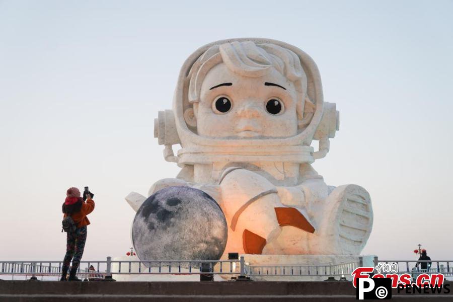 More snowmen draw spotlight in Harbin