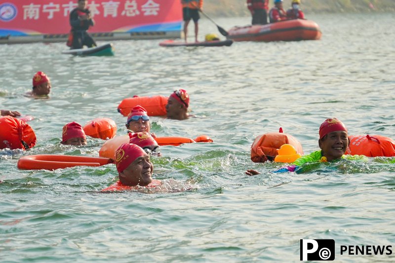 Winter swimming event held in S China