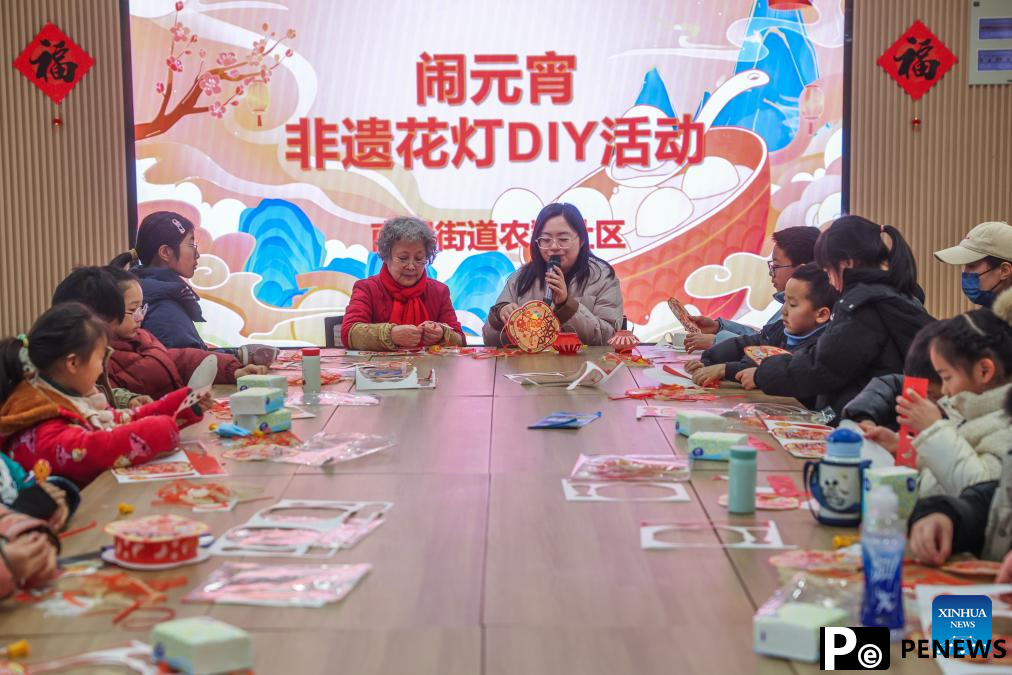 Festive preparations underway for Lantern Festival in Jiaxing, E China