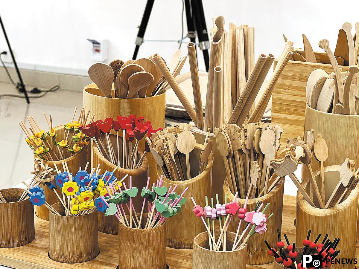China pushes for bamboo to replace plastics