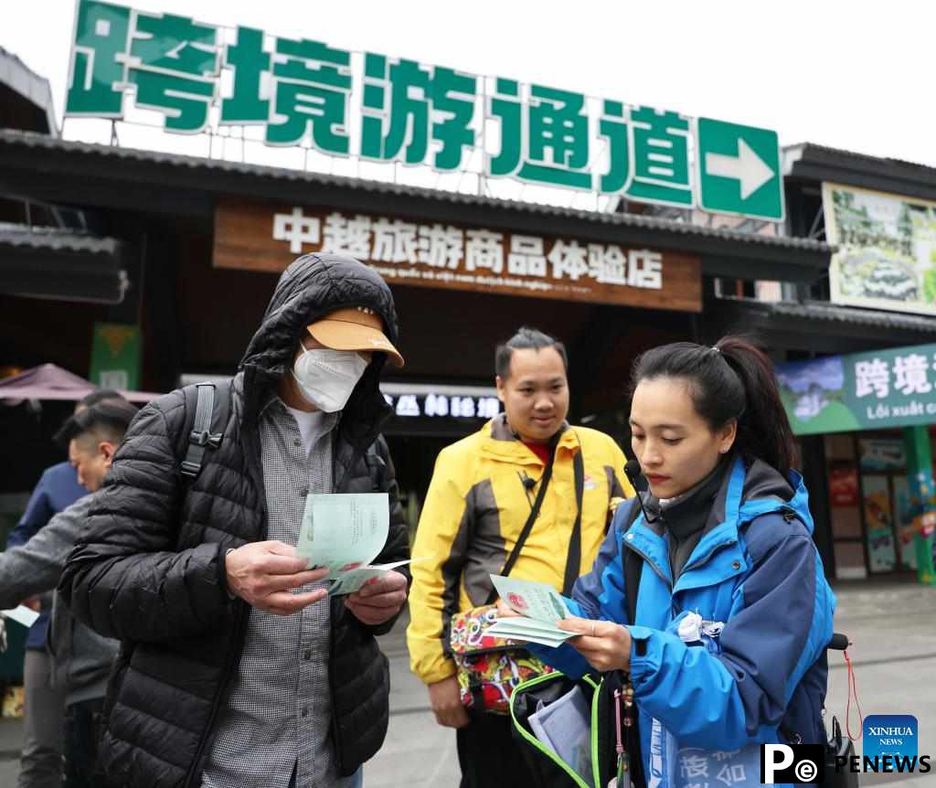 In pics: China-Vietnam Detian-Ban Gioc Waterfall cross-border tourism cooperation zone