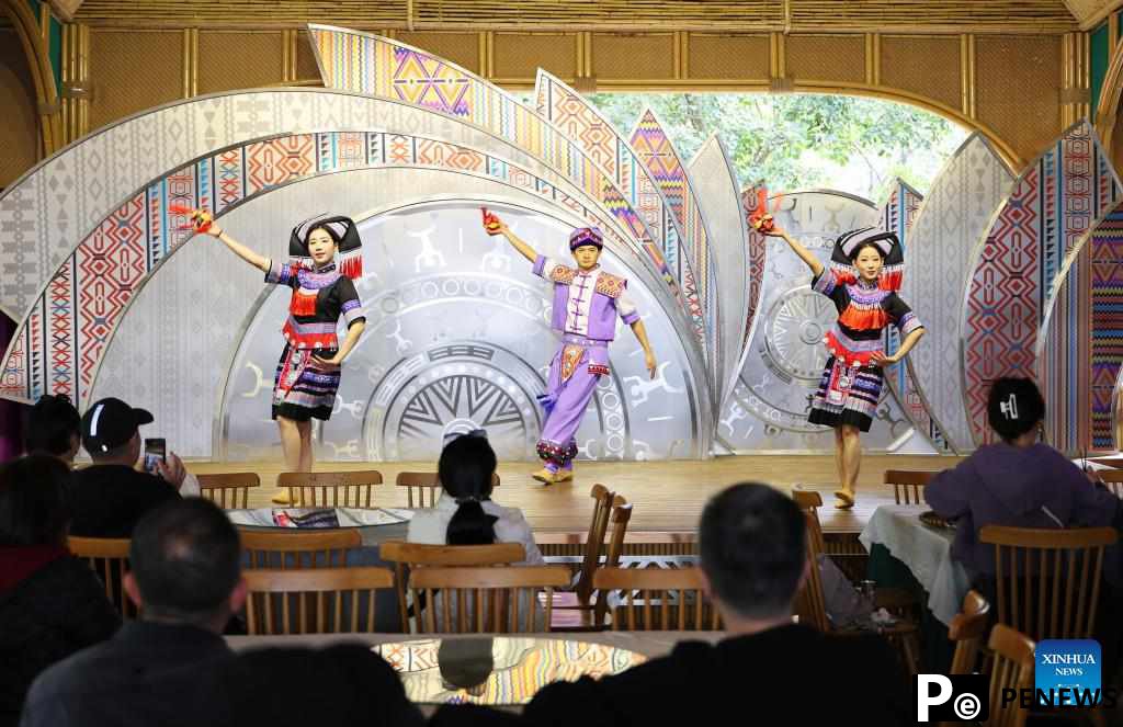 In pics: China-Vietnam Detian-Ban Gioc Waterfall cross-border tourism cooperation zone