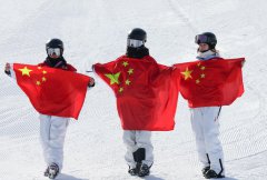 China sets new medal record, Thailand wins first