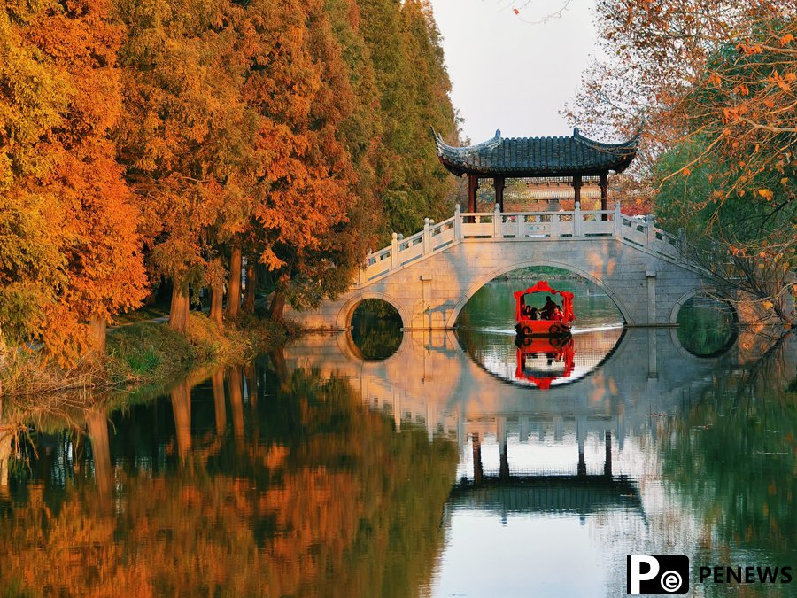 Mountains, waters, and forests take on their winter hues in E China