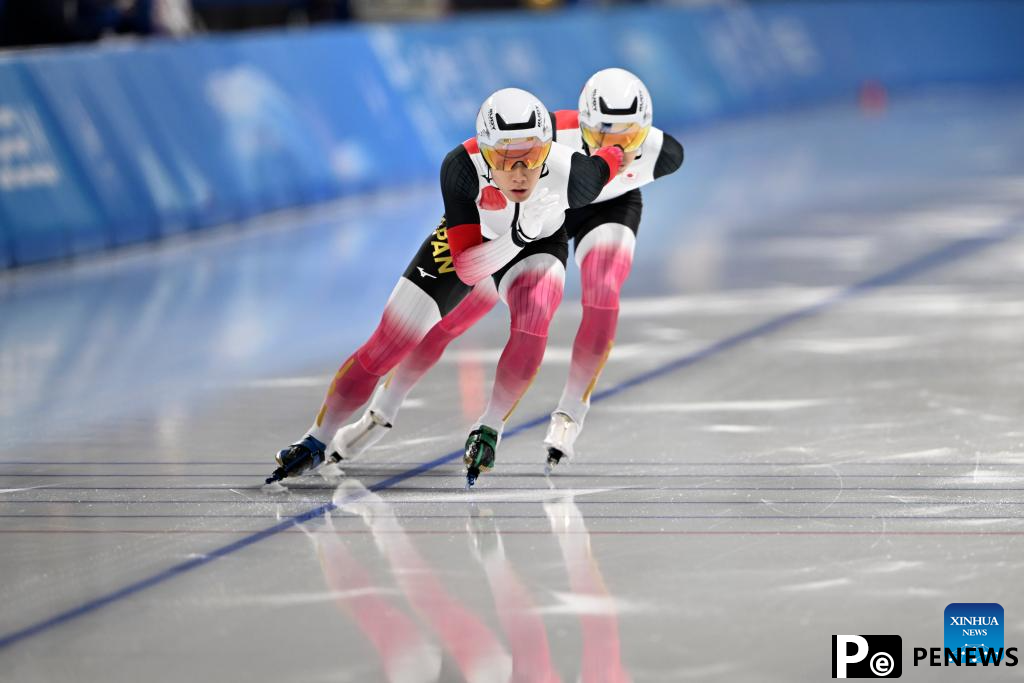 China wins speed skating men