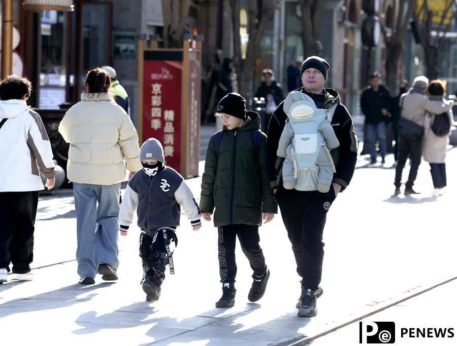 Visa-free policy sparks "China Travel" boom