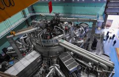 scale scientific facilities contribute to technological progress