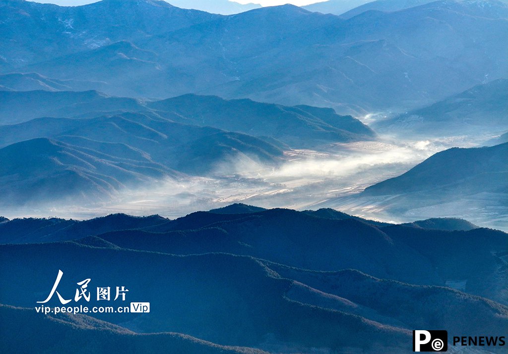 Picturesque winter scenery in N China