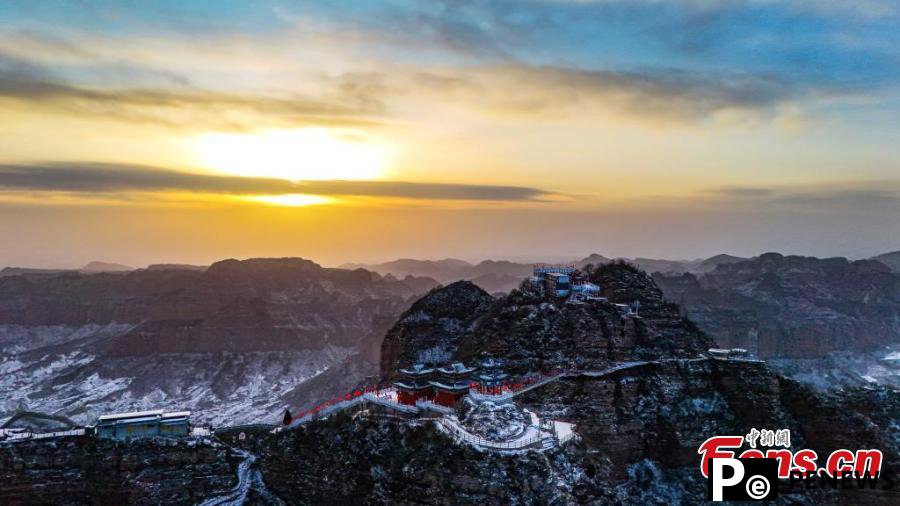Magnificent snow scenery of Taihang Mountains