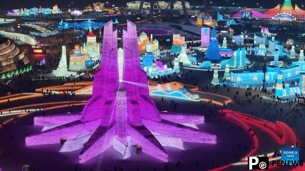 Harbin Ice-Snow World receives over 2 million visitors since it opened
