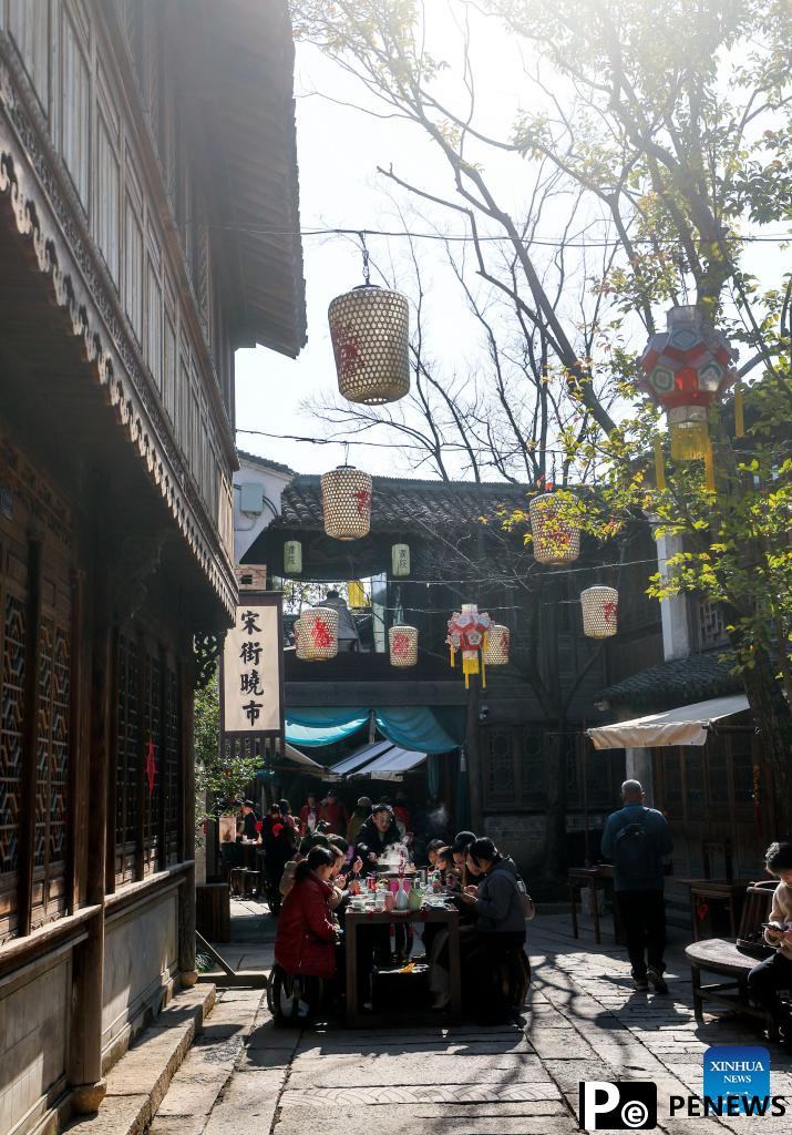 Puyuan Fashion Resort hosts cultural activities for visitors during Spring Festival