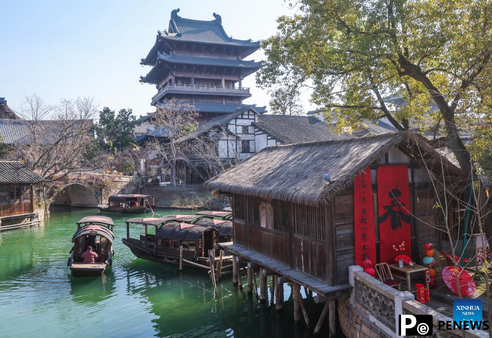 Puyuan Fashion Resort hosts cultural activities for visitors during Spring Festival