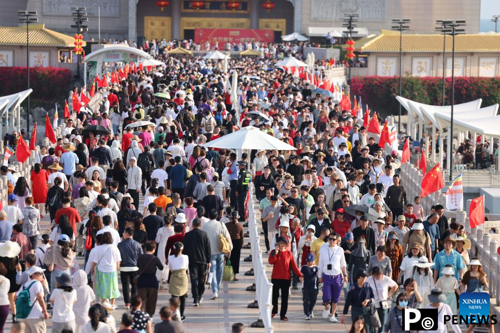 China witnesses travel boom during Spring Festival holiday