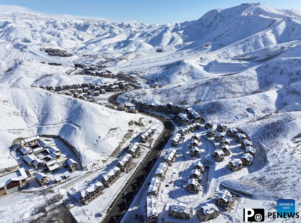 Ice-and-snow industry boosts winter tourism in Altay, China
