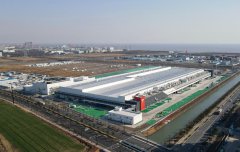 Is there massive withdrawal of foreign investment from China?