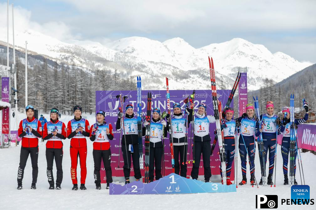 country skiing women