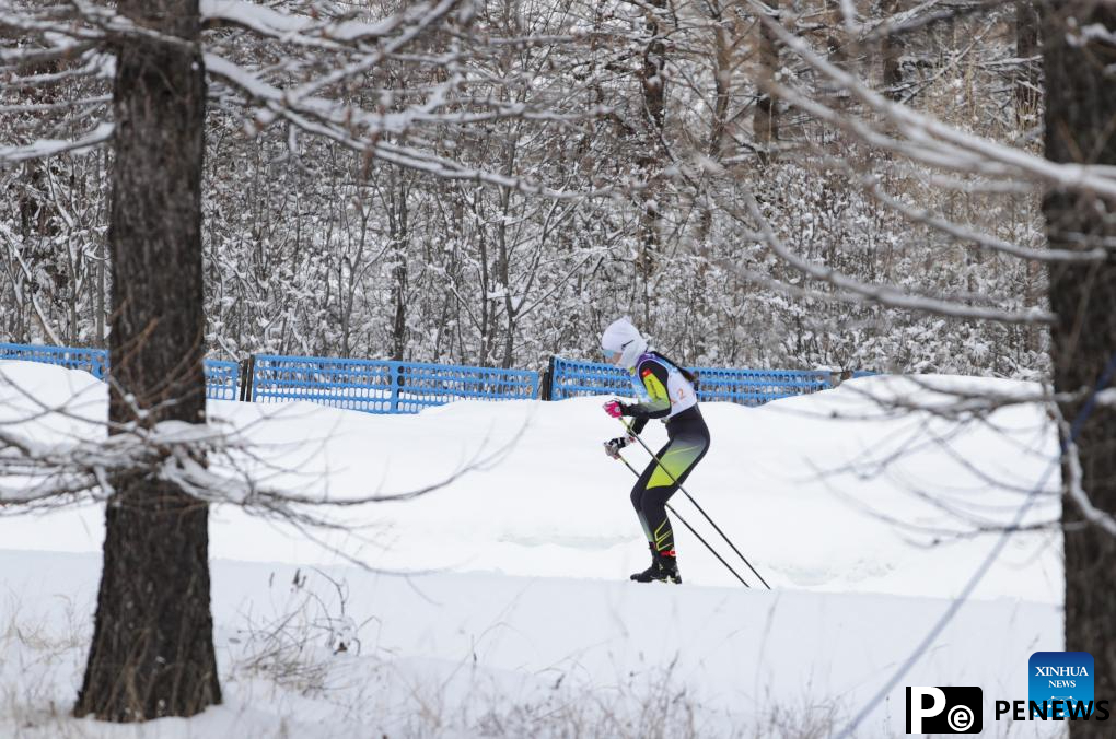 country skiing women